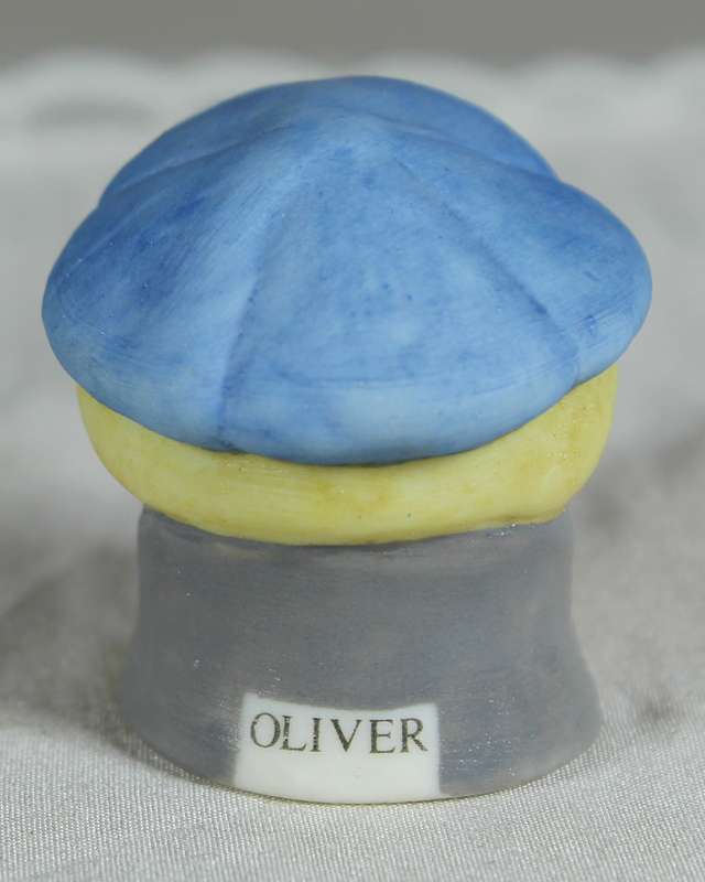 Staffordshire Harmer Sculptures - Thimble - Olivier