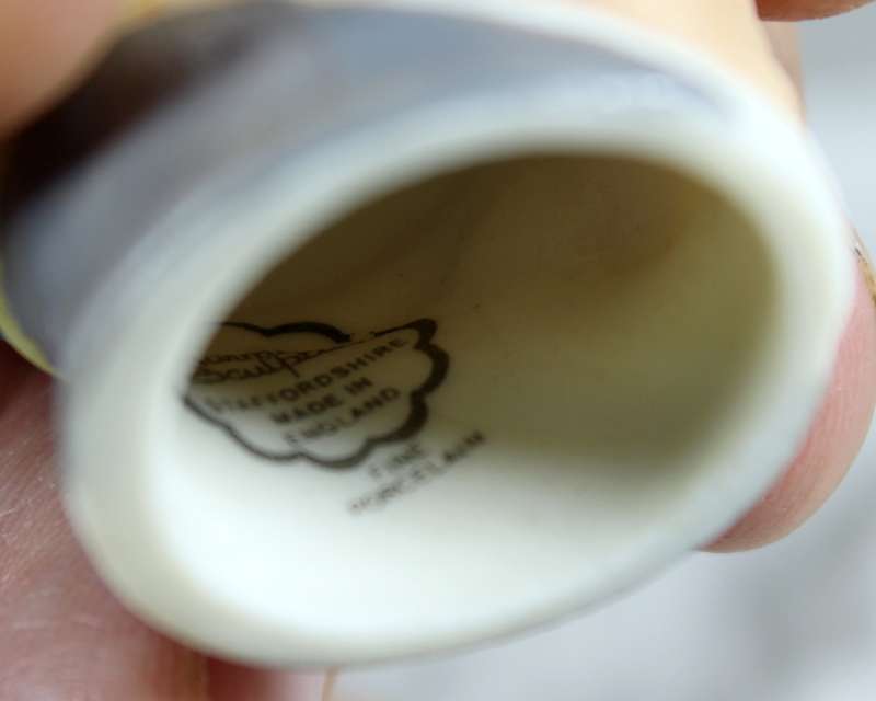 Staffordshire Harmer Sculptures - Thimble - Olivier