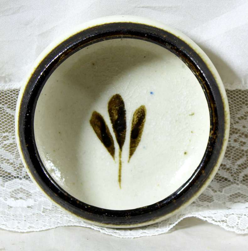 Glazed trinket dish