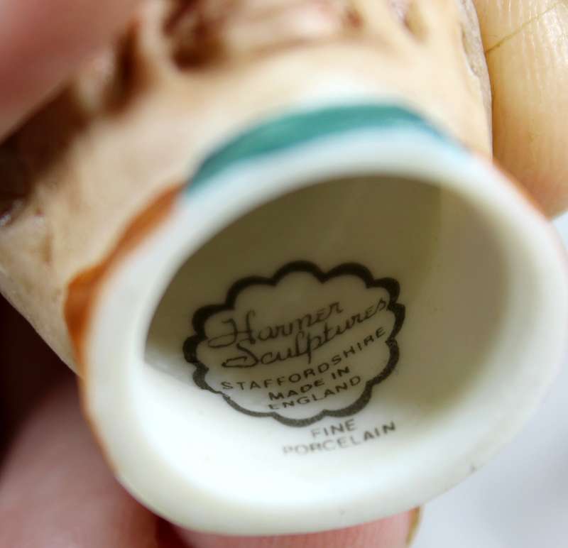 Staffordshire Harmer Sculptures - Thimble - Artful Dodger
