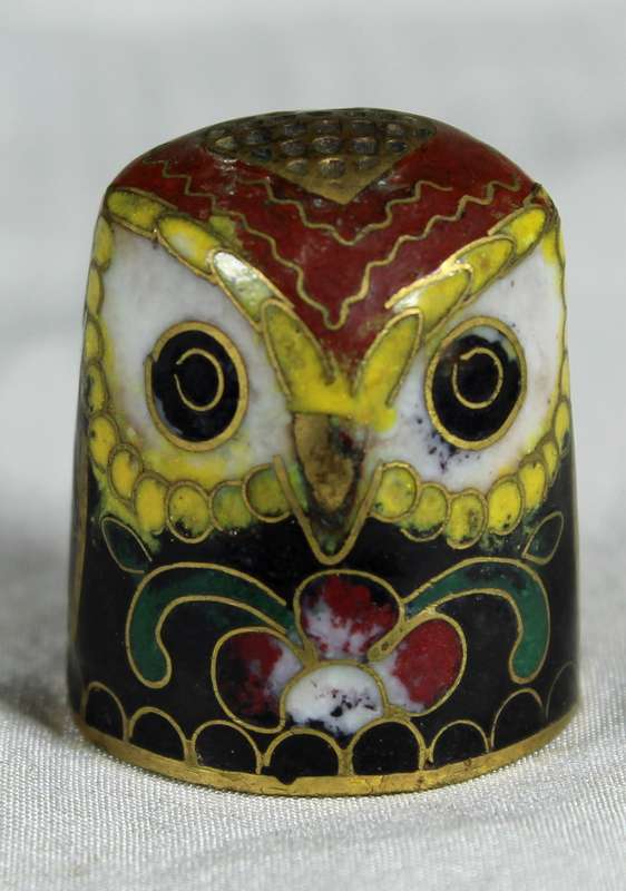 Cloisonne enameled thimble - Owl