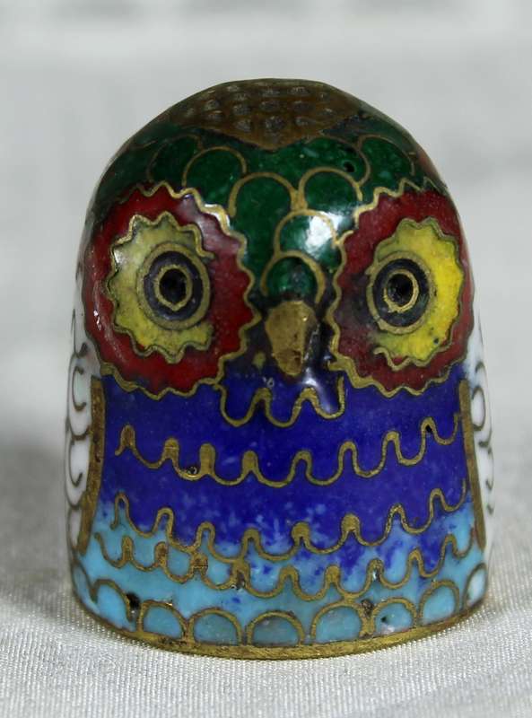 Cloisonne enameled thimble - Owl