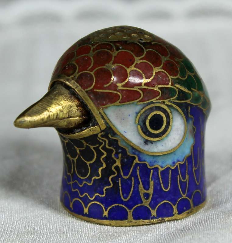Cloisonne enameled thimble - Bird with beak