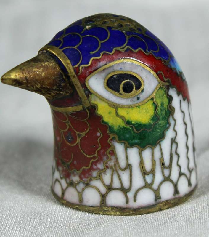Cloisonne enameled thimble - Bird with beak