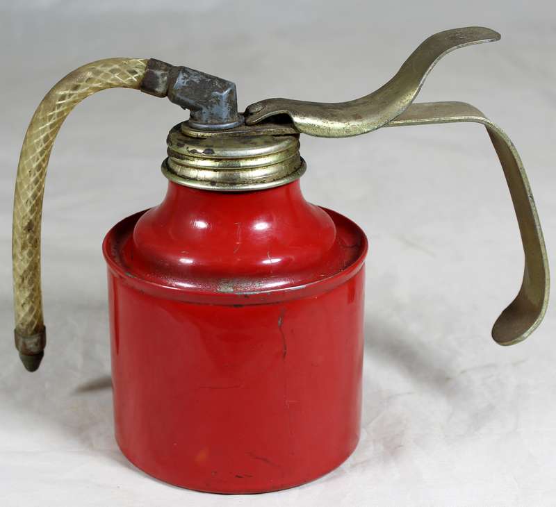 Vintage small oil can