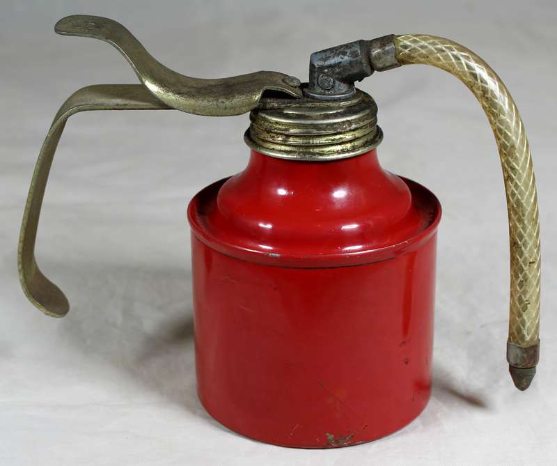 Vintage small oil can