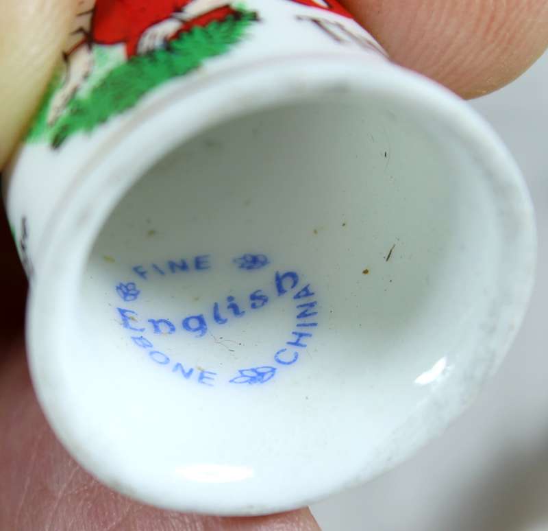 Advertising thimble - PG Brook Bond