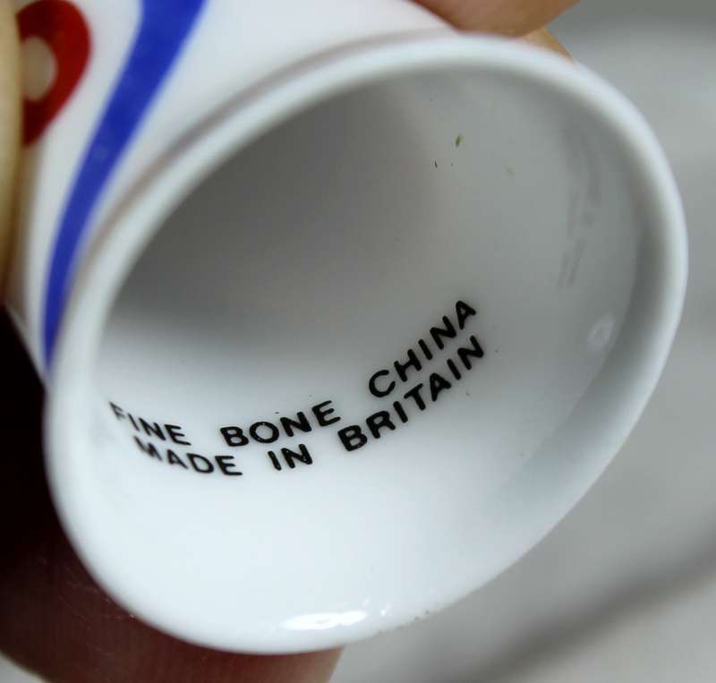 Advertising thimble - Esso