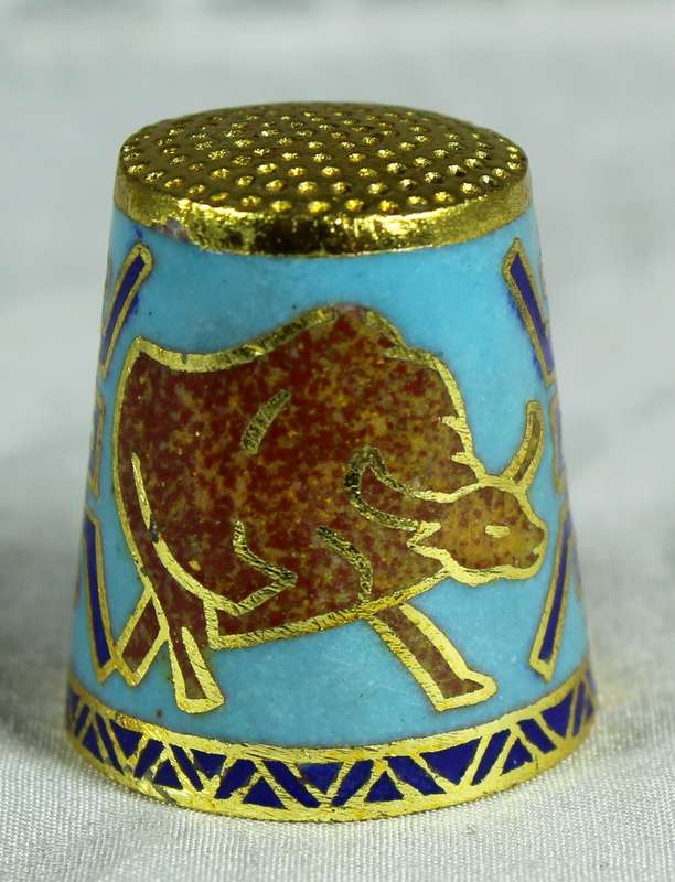 Cloisonne enameled thimble - bull