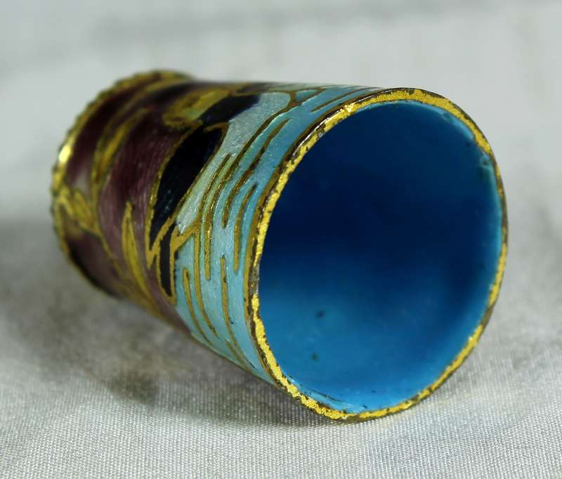Cloisonne enameled thimble - pair of ducks