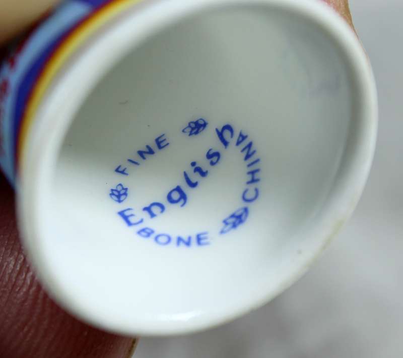 Advertising thimble - Daddies