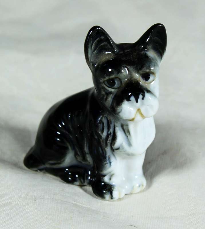 Miniature porcelain Scotty