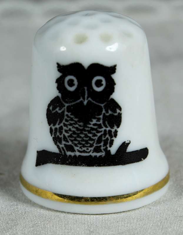 Bone China thimble - Rdo: de Gata de Gorgos