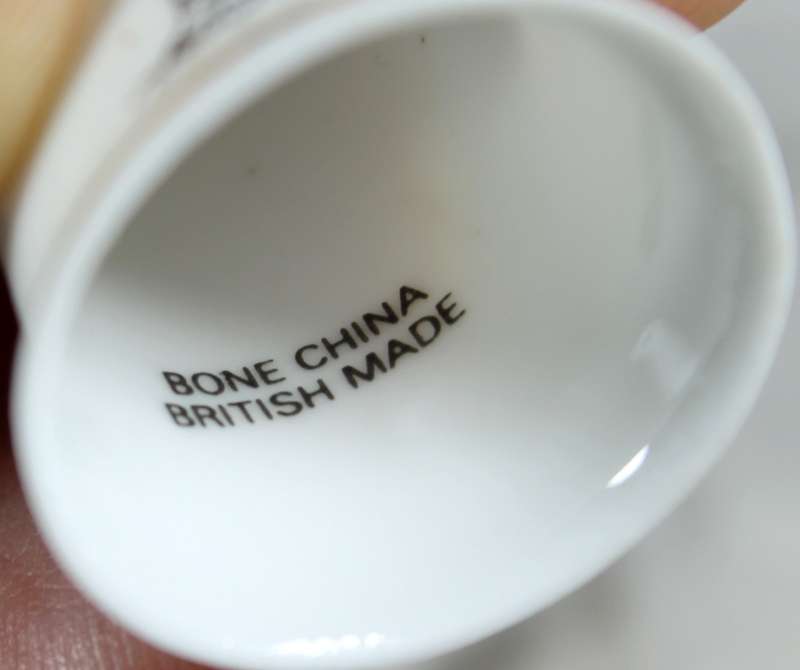 Bone China thimble - noble man