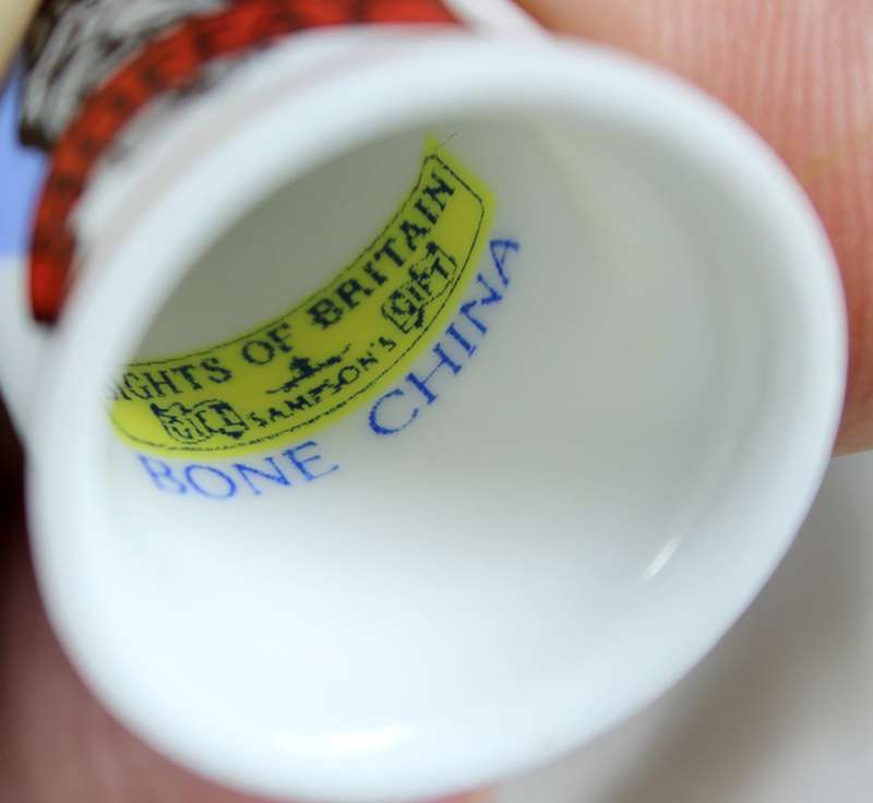 Bone China thimble - Moffat