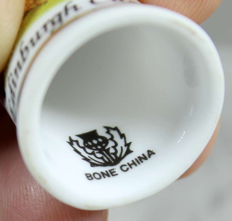 Bone China thimble - Edinburgh castle