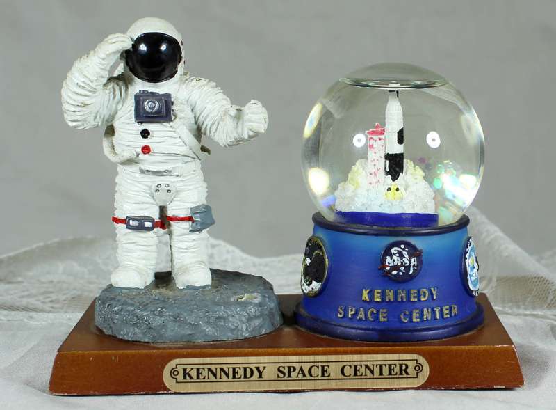 Kennedy space center globe and astronaut