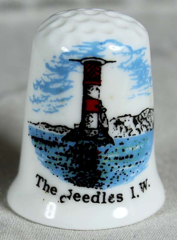 Bone China thimble - the needles I.W.