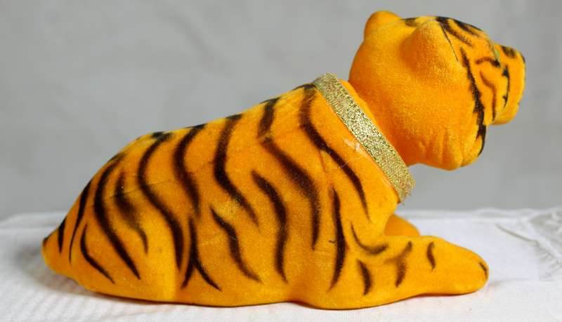 Car Doll - Shake Head Tiger