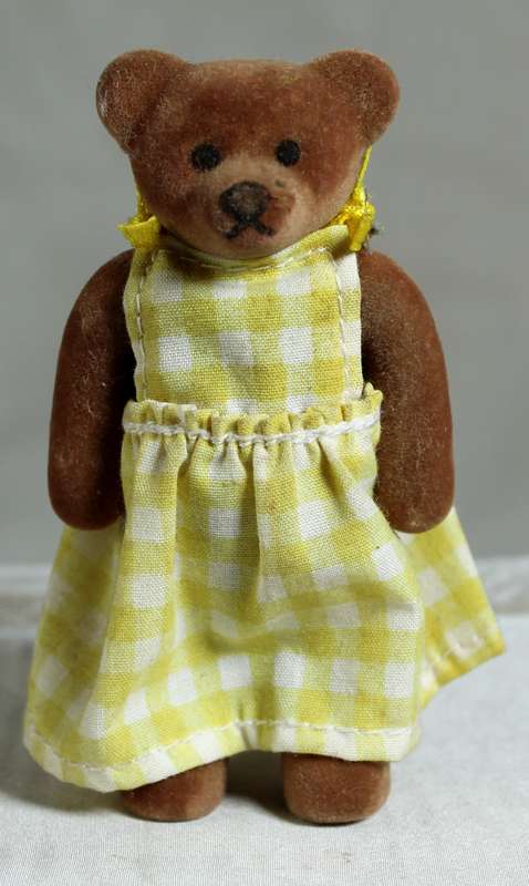 McDonald's Bear - Winnie Weekend Girl - Sylvanian Lookalike