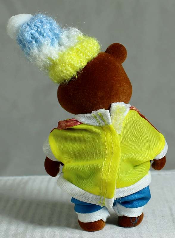 Sylvanian Families - Ski Bear with Hat