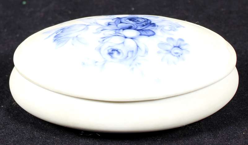 Le Roy Limoges Lidded Trinket Box