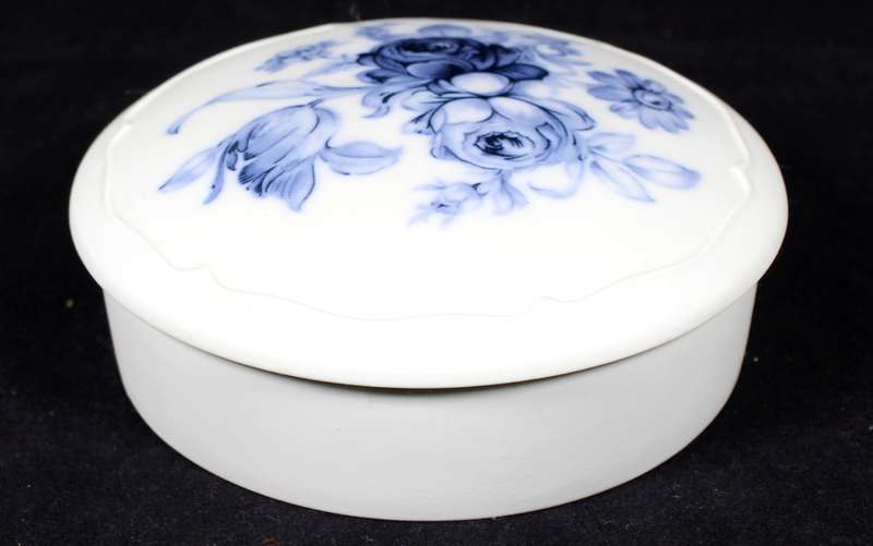 Le Roy Limoges Lidded Powder Bowl