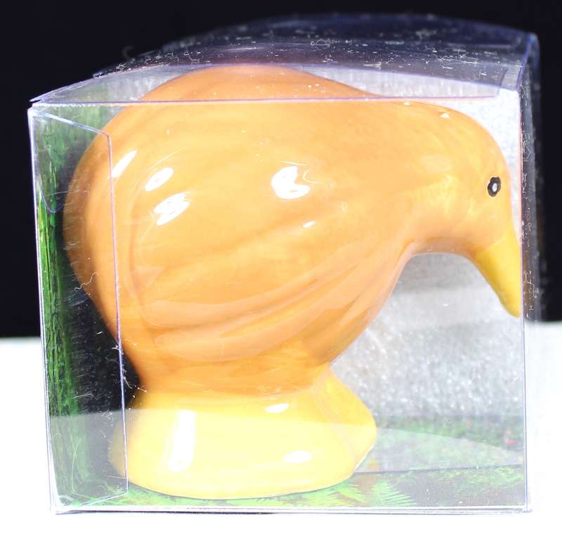 Kiwi Salt & Pepper Set(New In Box)