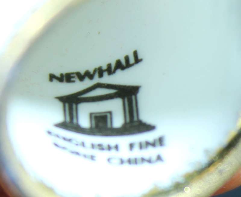 Porcelain Thimble - Newhall - Victorian Couple