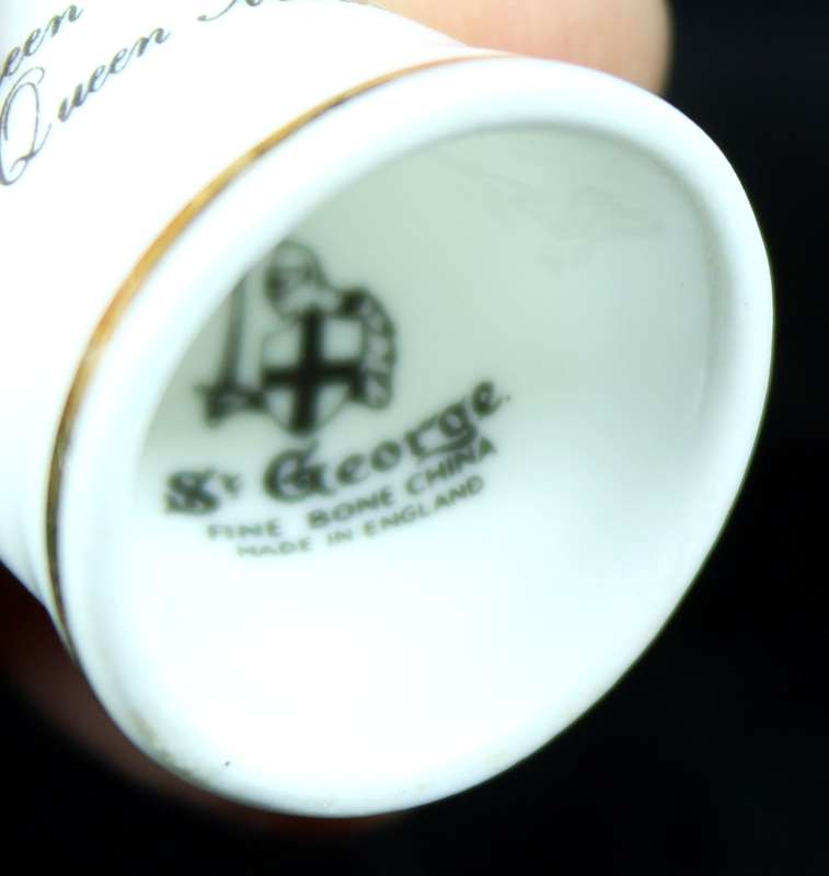 Royalty Thimble - St George - Queen Mother
