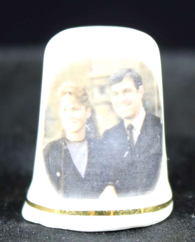 Royalty Thimble - St George - Prince Andrew & Sarah Ferguson