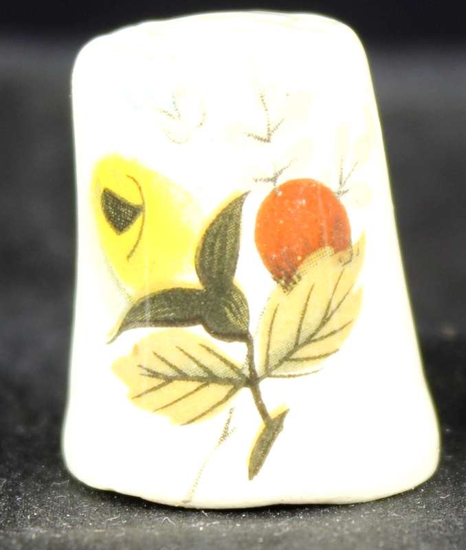 Porcelain Thimble - Yellow & Red Flower