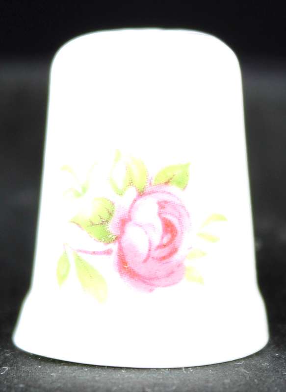 Porcelain Thimble - St George - Pink Rose