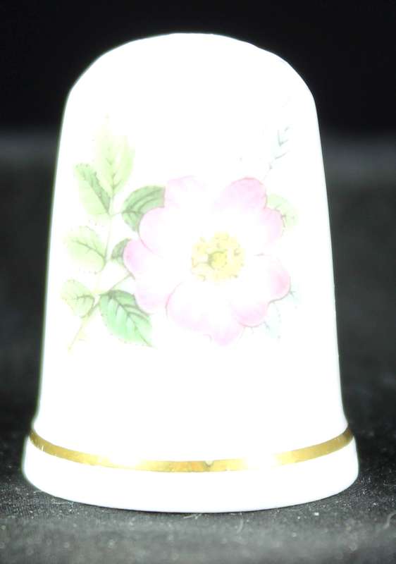 Porcelain Thimble - Johnson - Pink Flower