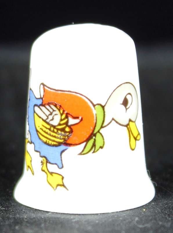 Porcelain Thimble - Staffordshire - Goose