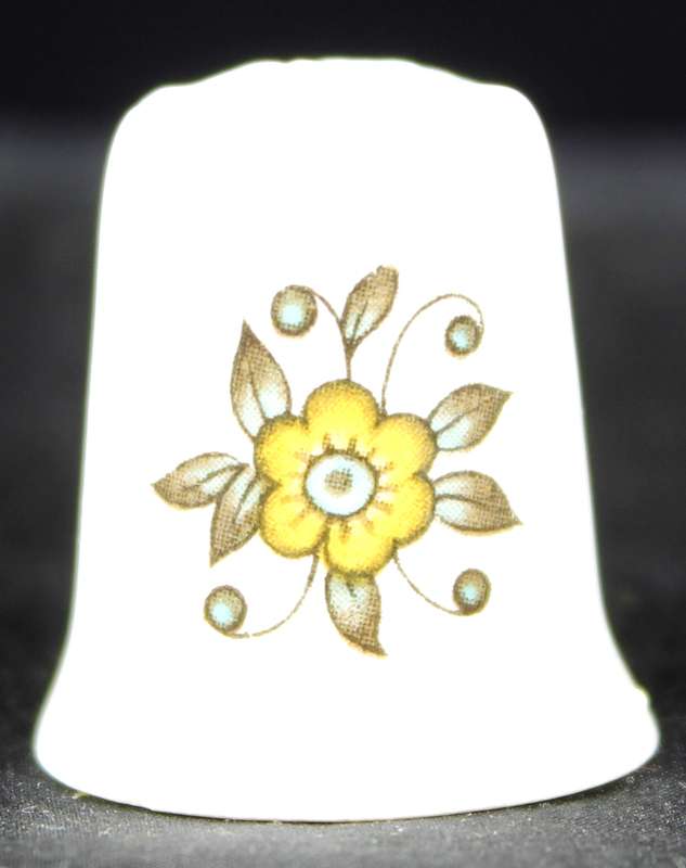 Porcelain Thimble - Yellow Flower
