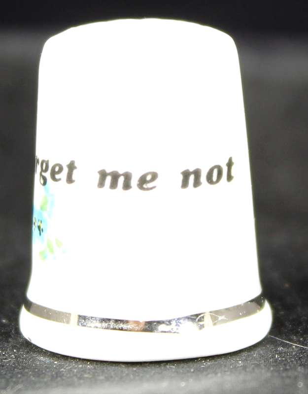 Porcelain Thimble - Forget Me Not