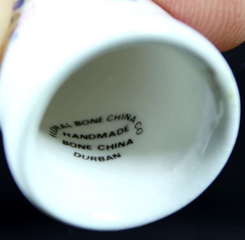 Porcelain Thimble - Floral Bone China - Blue Berries