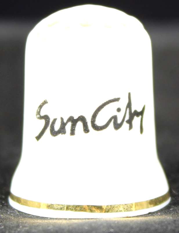 Porcelain Thimble - Sun City - Jack Of Diamonds