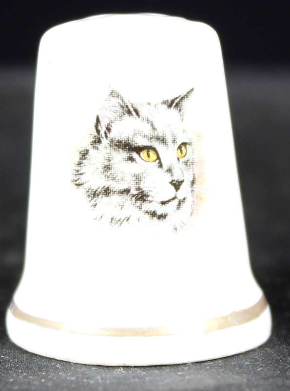 Porcelain Thimble - Frowning Cat