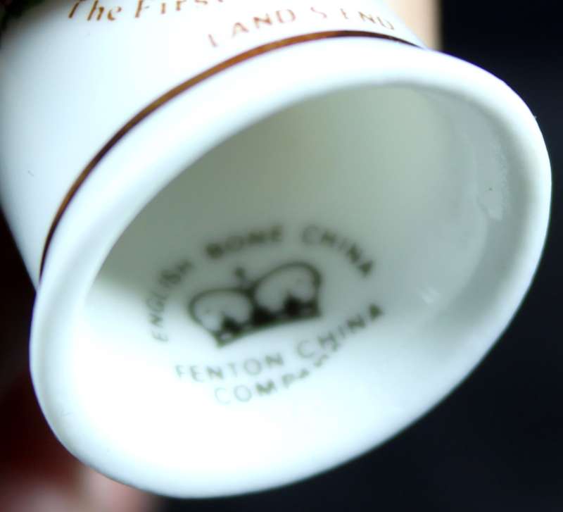 Porcelain Thimble - Fenton - Lands End