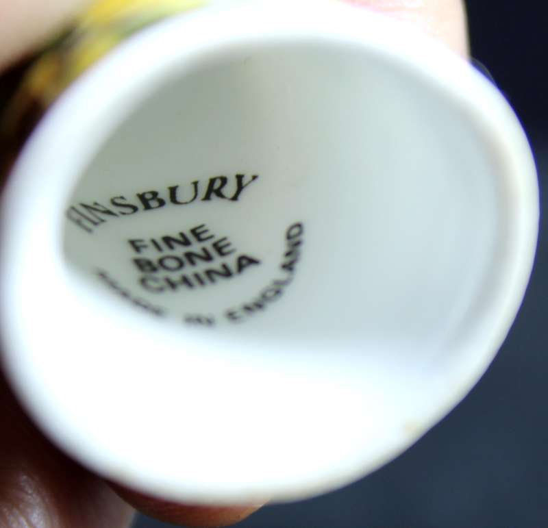 Porcelain Thimble - Finsbury Landscape