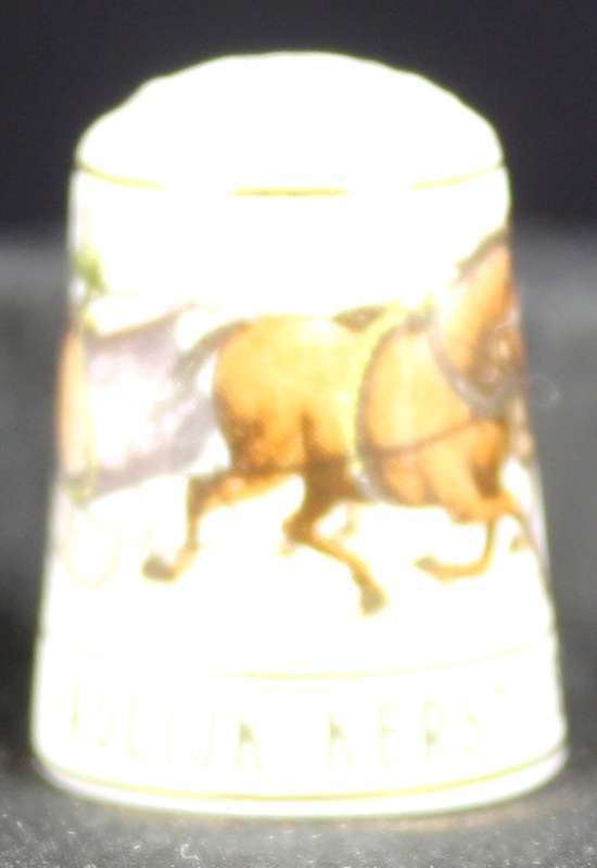 Porcelain Thimble - Thimble Craft by Shirley - Christmas