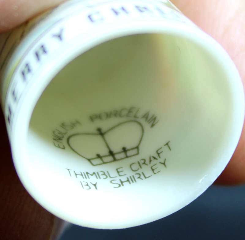 Porcelain Thimble - Thimble Craft by Shirley - Merry Christmas