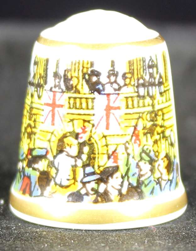 Porcelain Thimble - Sutherland - VE Day