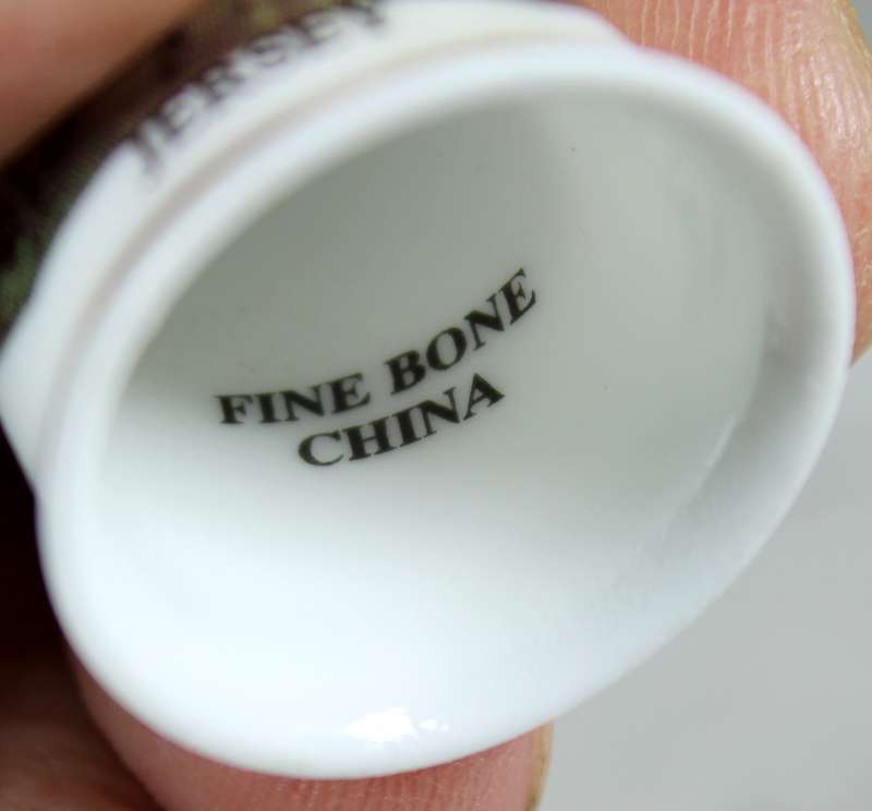 Bone China thimble - Jersey