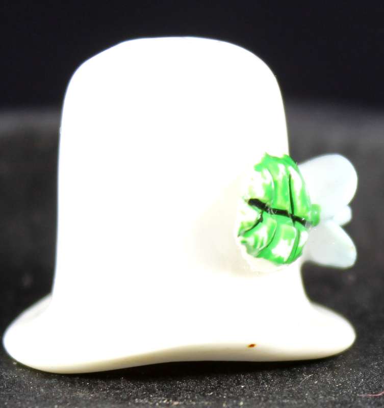 Embossed Flower and Leaves Thimble