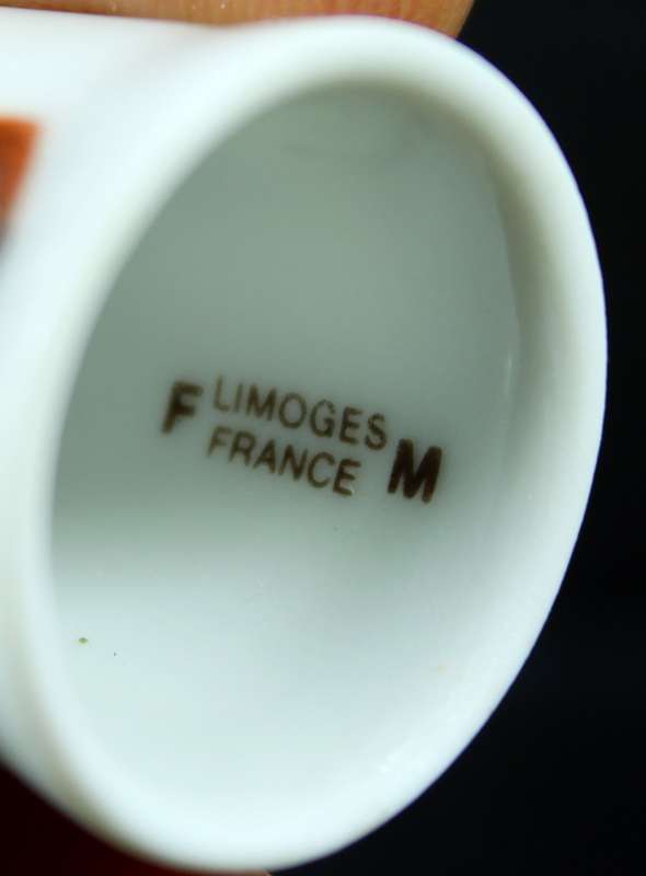 Porcelain Thimble - Limoges - Burlesque Lady
