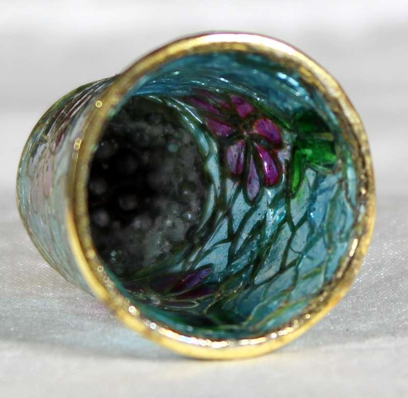 Glass Thimble - Gold Embelishments