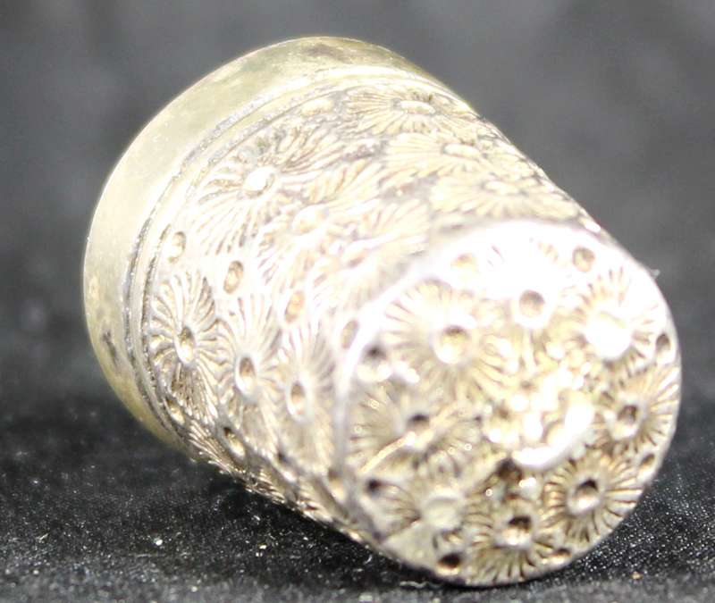 Silver Thimble - Marked (Nine Two Five AM)